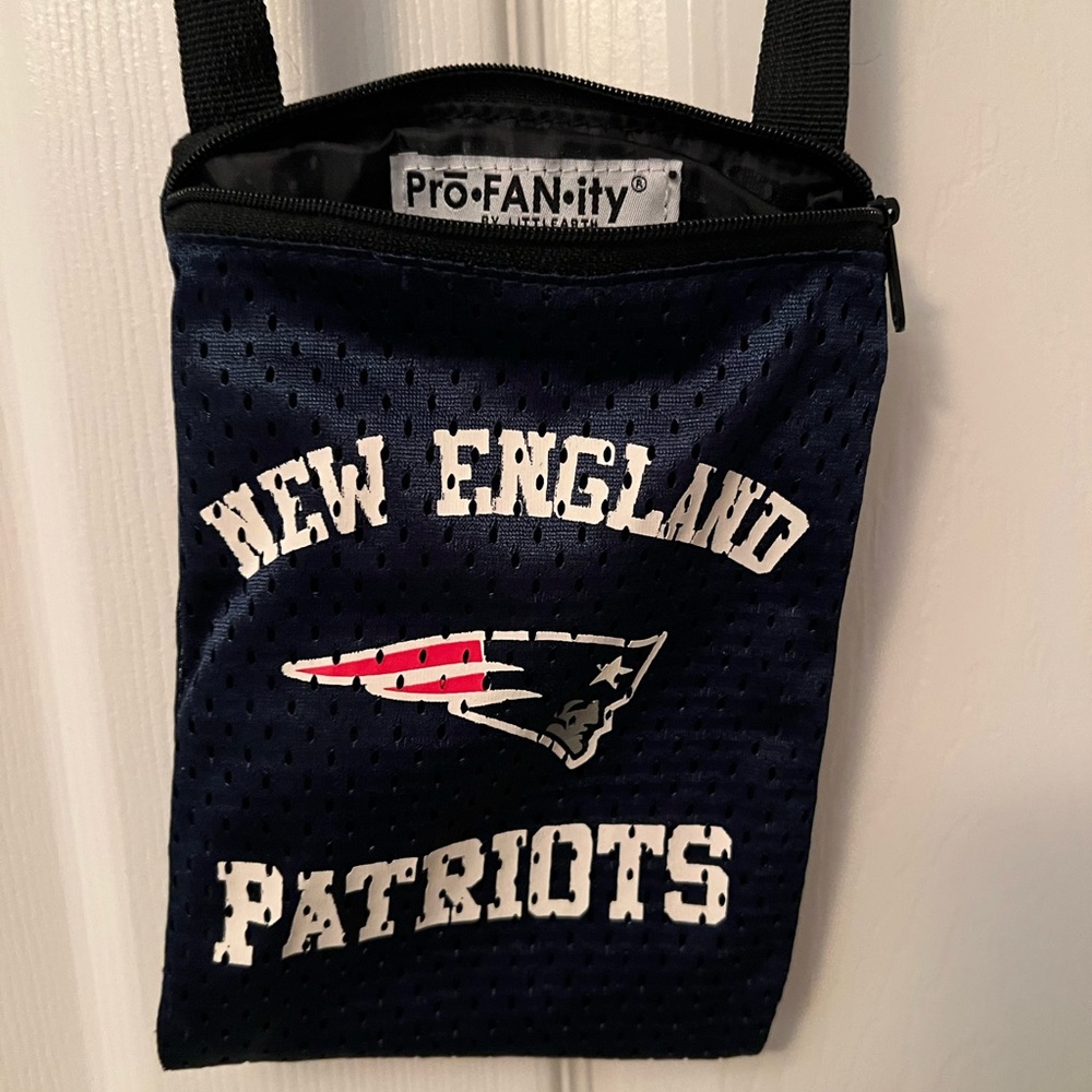 New England Patriots Navy Crossbody Bag